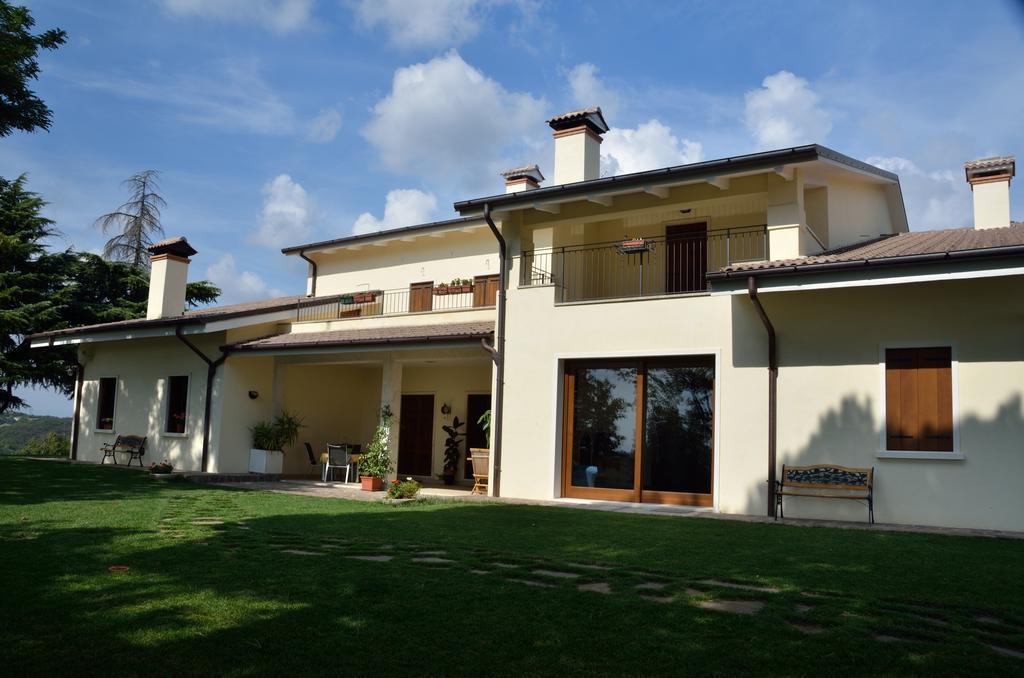 Paglia E Fieno Bed & Breakfast Villaga Exterior photo